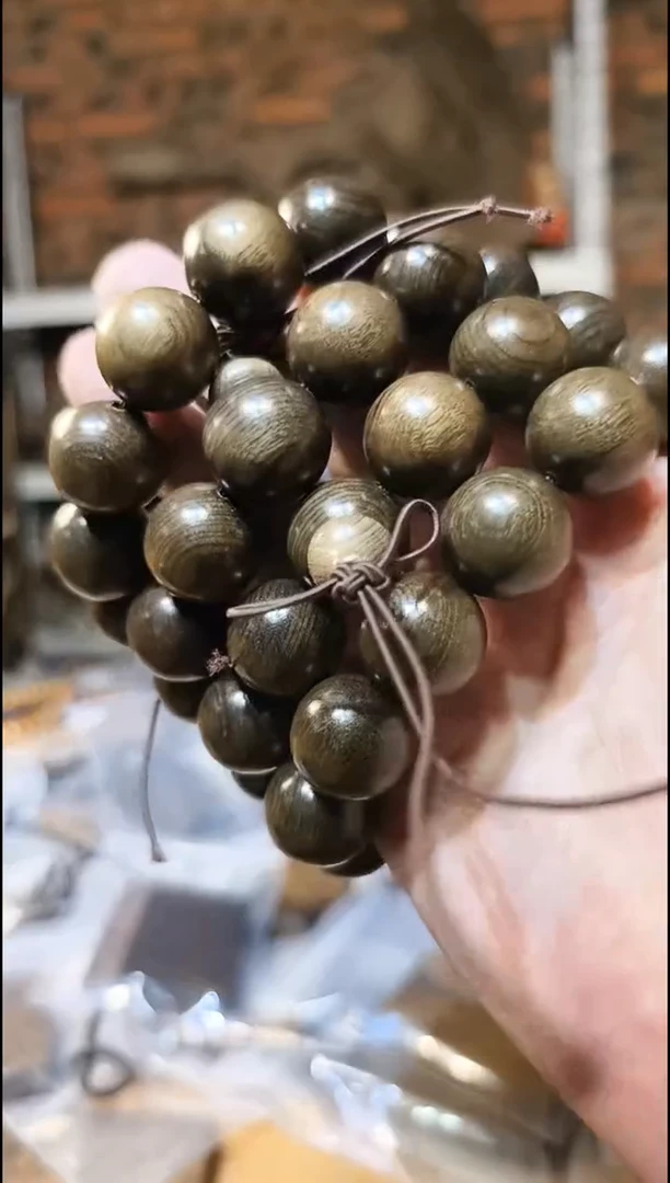 楠木（金丝楠）把件1.8阴沉绿单圈