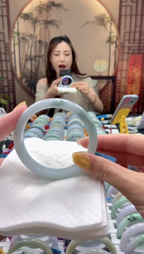 翡翠手镯未镶嵌000028529