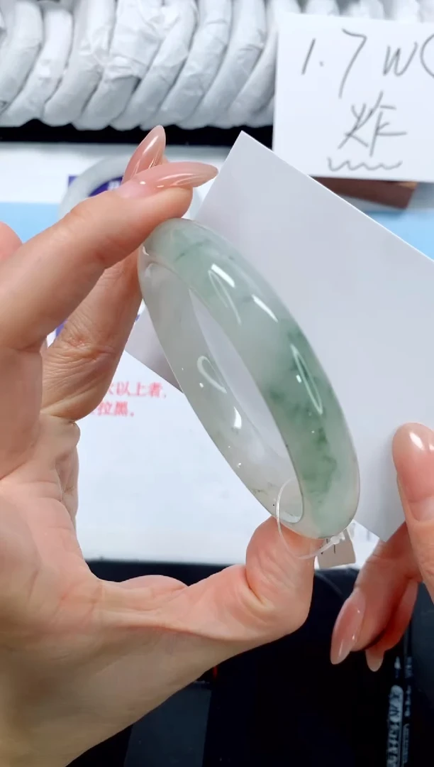 未镶嵌手镯石英质玉273-63