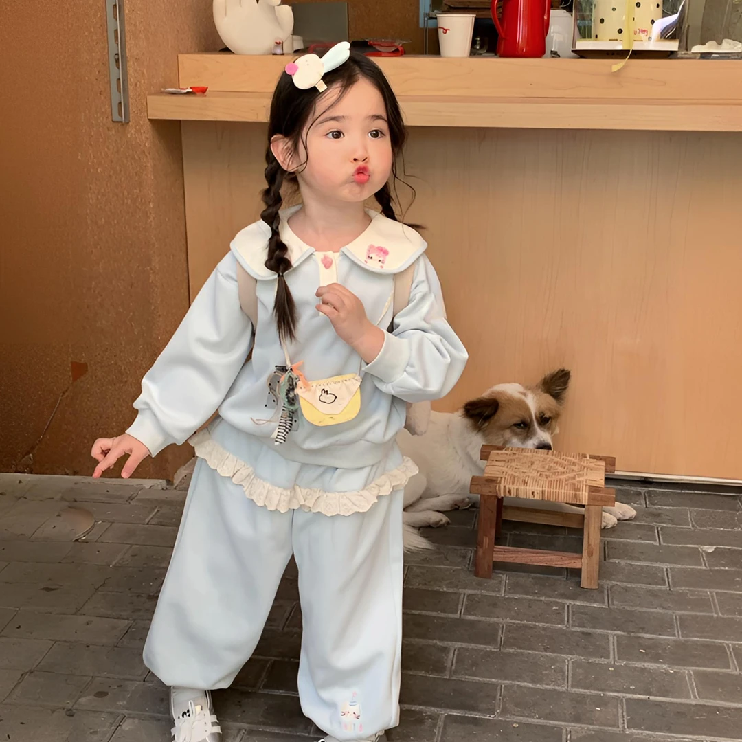 2025女童秋季新款卡通印花娃娃领蕾丝花边洋气休闲韩版卫衣裤套装