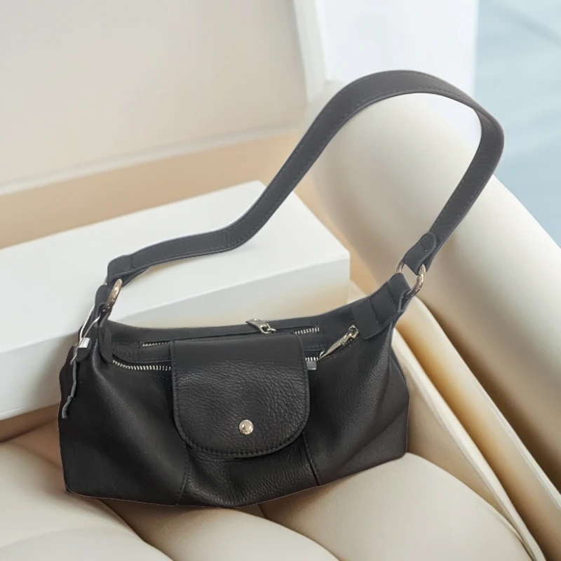 休闲包腋下腋下斜挎包法棍包斜挎包潮牌腋下包上档次高级感轻奢