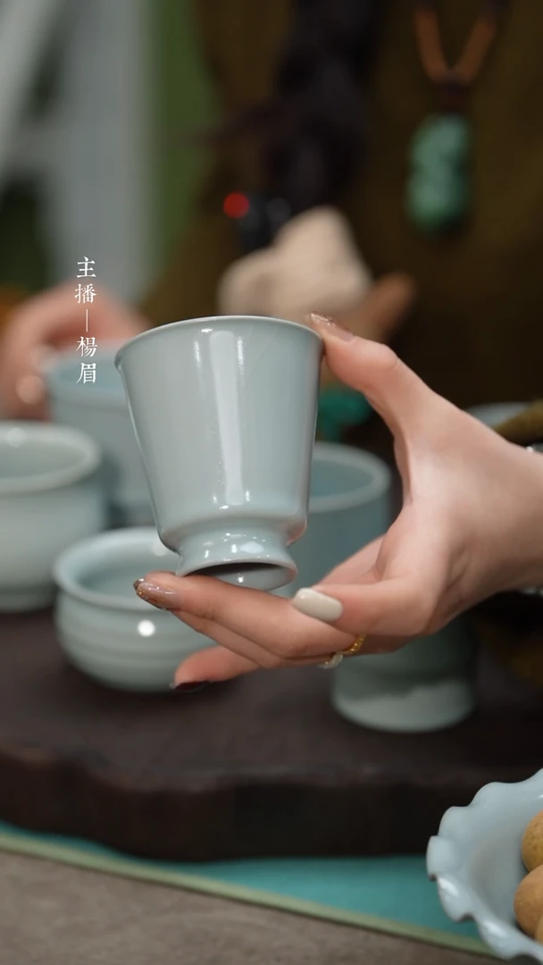 【闪购商品】闻香杯（朱钰峰）——龙眉