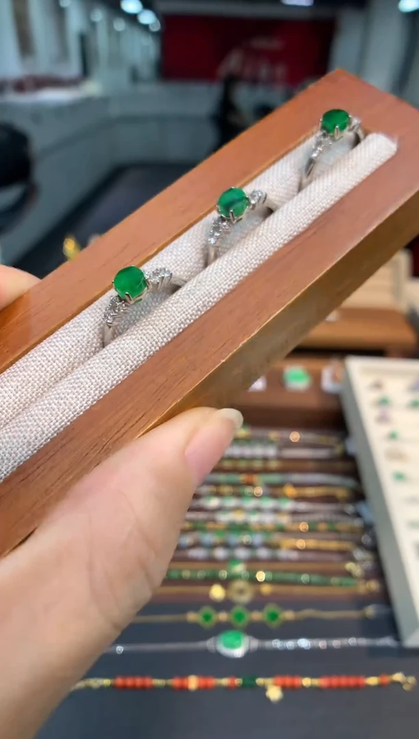 翡翠戒指银S925镶嵌戒指 多样性发一件