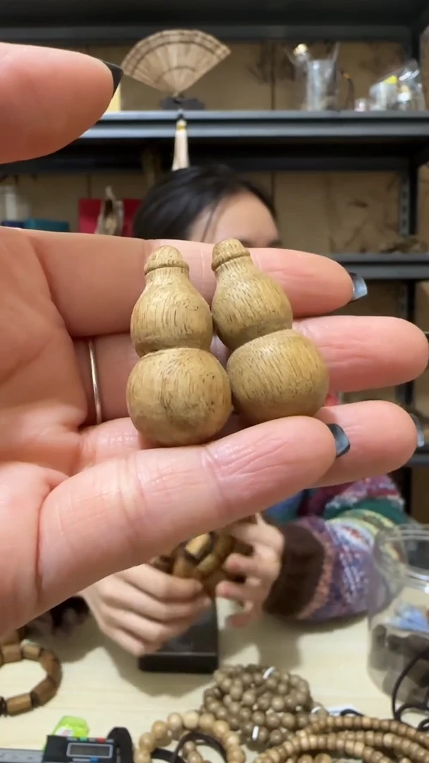 【闪购商品】沉香摆件72号文莱野料小葫芦多样性发一个