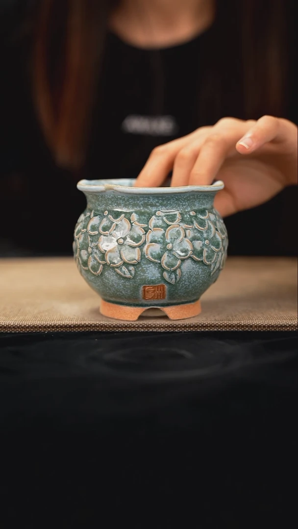 10-20-398花盆口径6瑕