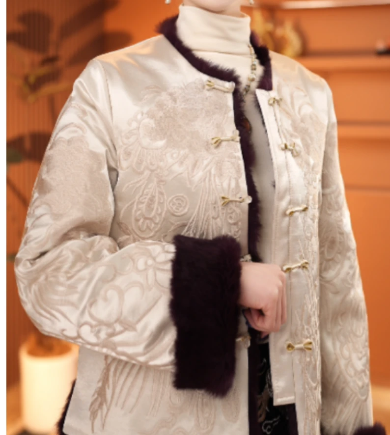 新中式重工刺绣双面双穿毛毛外套2024D7761-垚垚