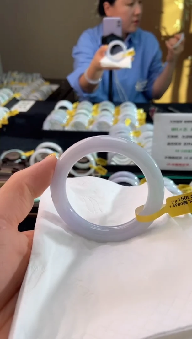 未镶嵌手镯翡翠52.7圈口d