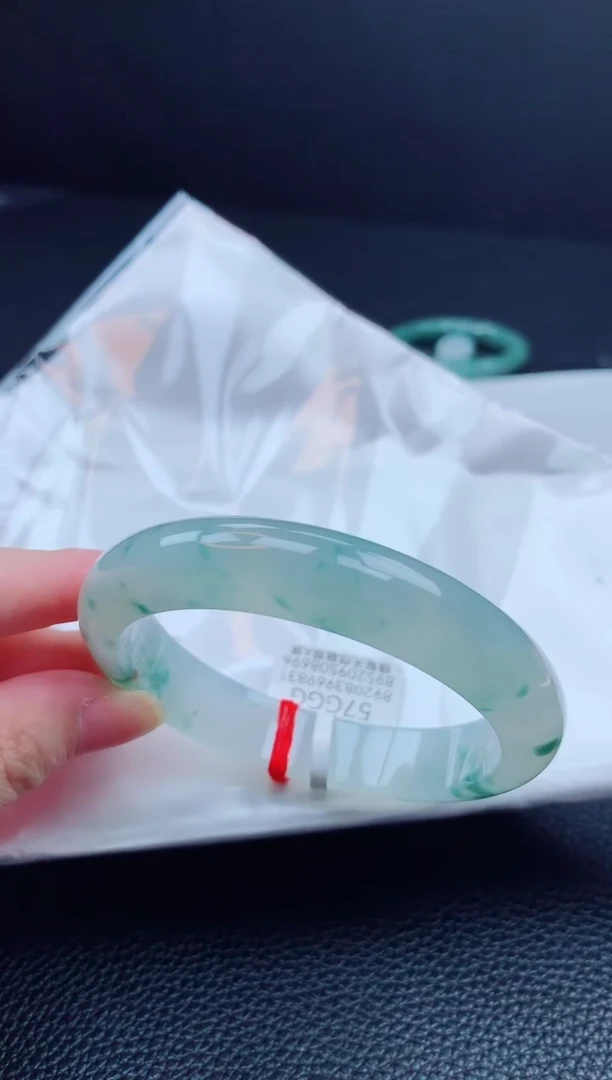 翡翠手镯未镶嵌缅甸天然翡翠A货手镯