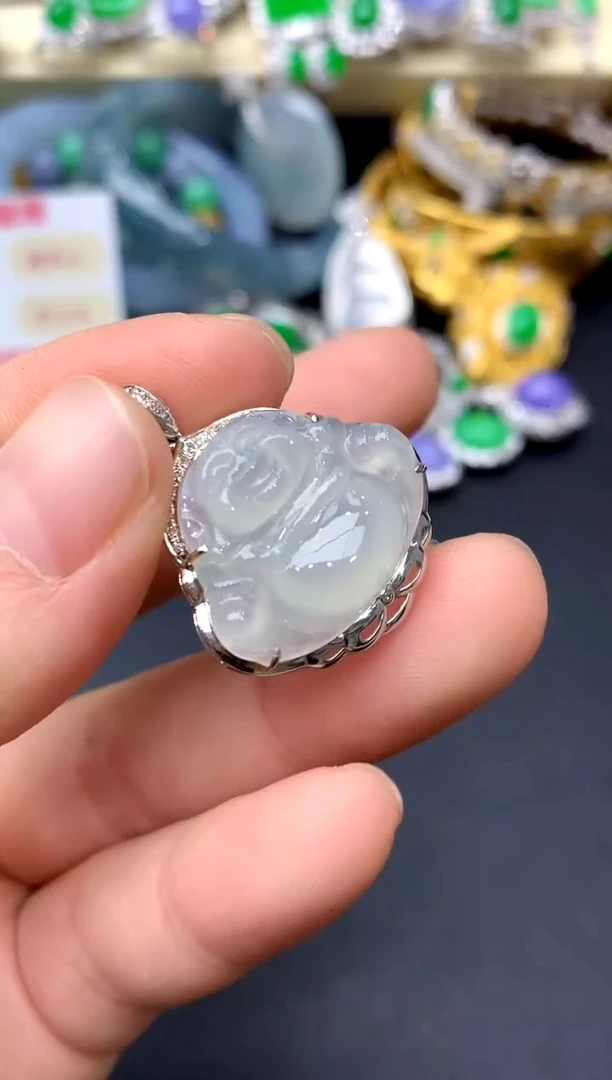 颈饰18K金镶嵌翡翠303-中国好珍宝