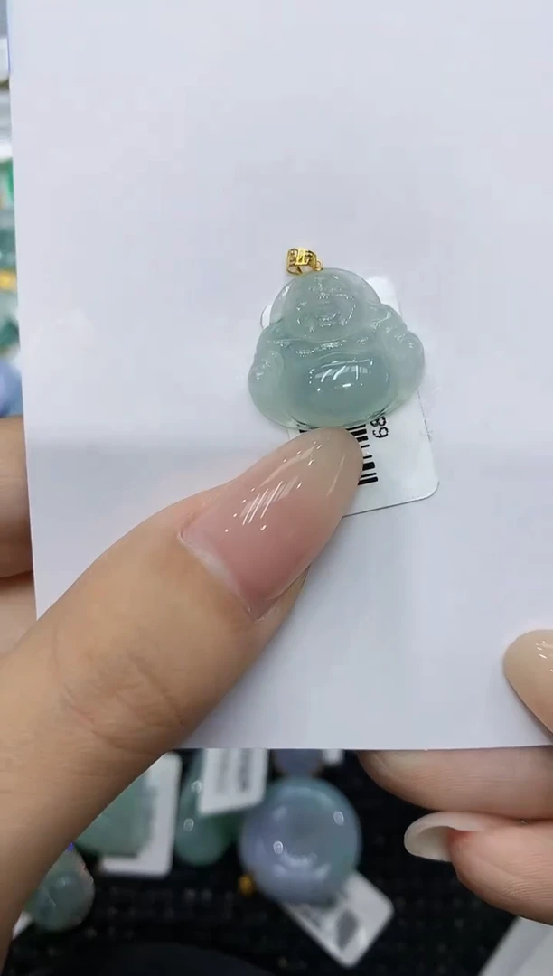 翡翠18K金镶嵌颈饰111111111111