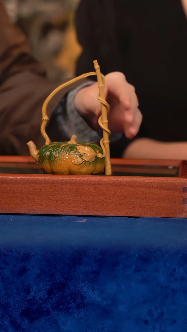 紫砂 宜兴紫砂 ZY  提梁南瓜