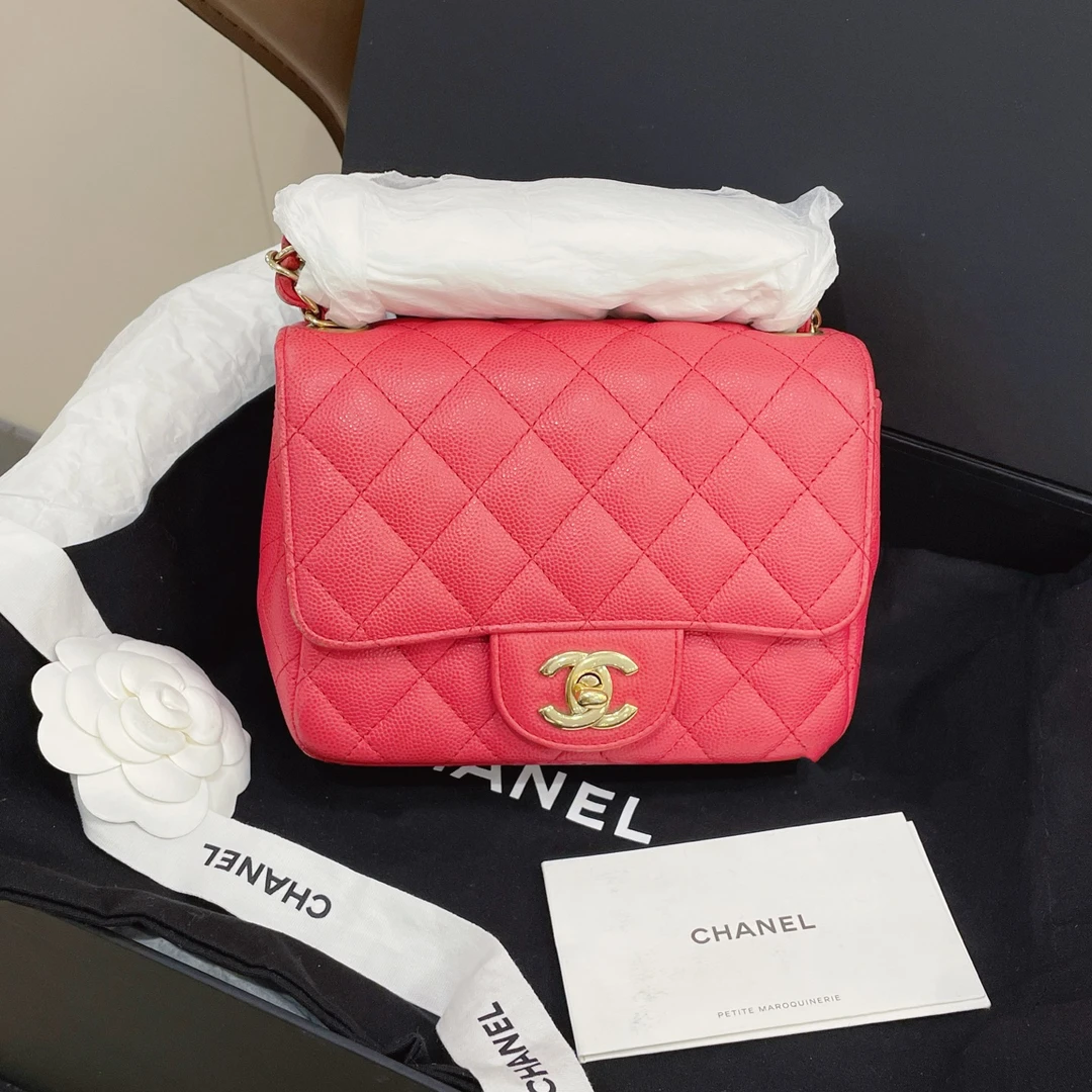 95新 Chanel/香奈儿 深粉色荔枝皮金扣方胖子斜挎包23开