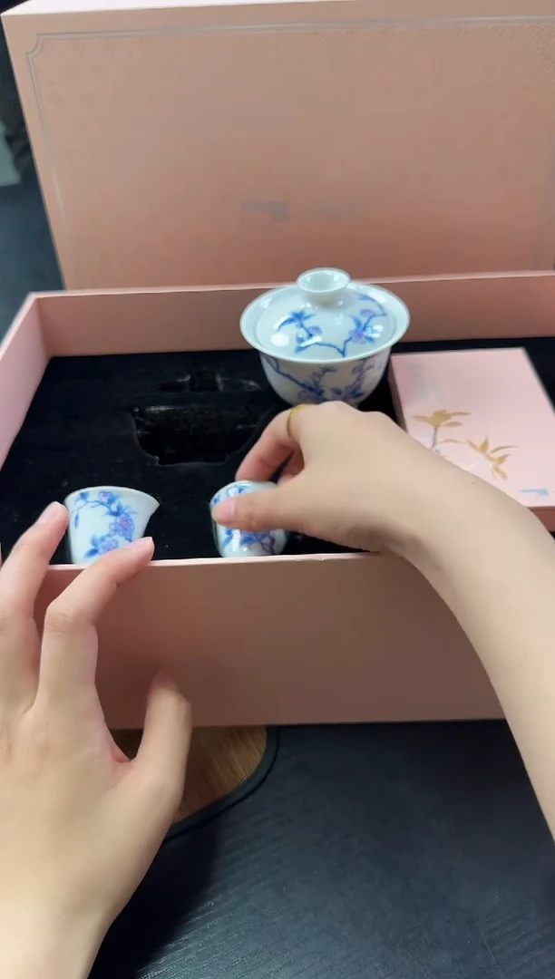 -思**语桃影流岩-------