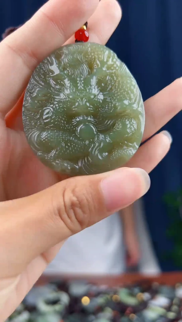 未镶嵌和田玉挂件拍一发一，多样性发货
