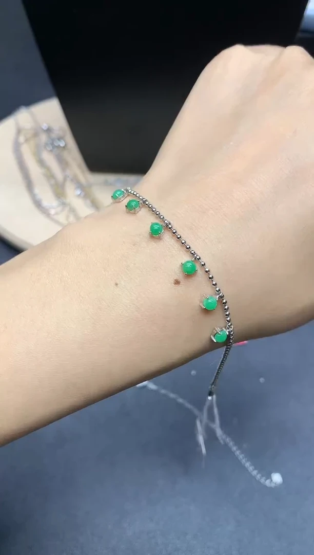 【闪购商品】翡翠手链银S925镶嵌蛋面【无服务费】