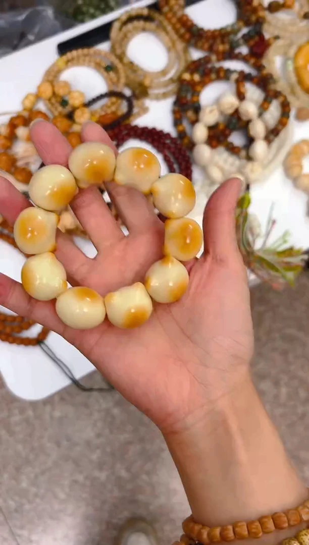 吊坠菩提根/象牙果炭烤猫猫头单圈手串