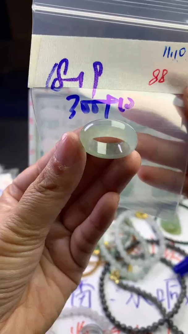 未镶嵌定制翡翠毛货需精细抛光拍一发一