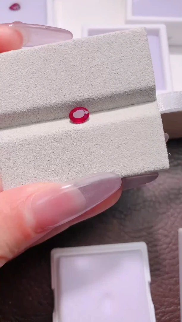 裸石红宝石天然0.73ct