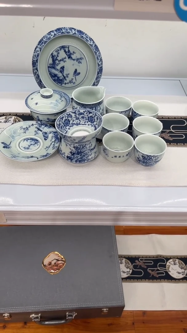 景德镇喜上眉梢10套装