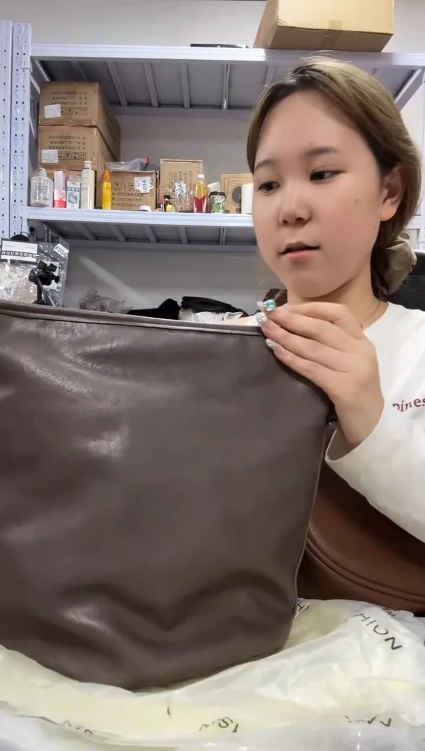 PVC给主播点点小红心