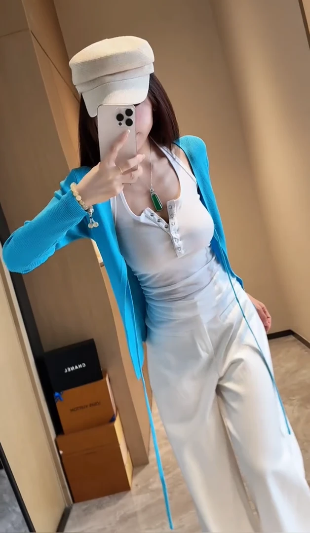 ins25夏季新款极简时髦休闲百搭松弛感挂脖修身显瘦外穿吊带背心