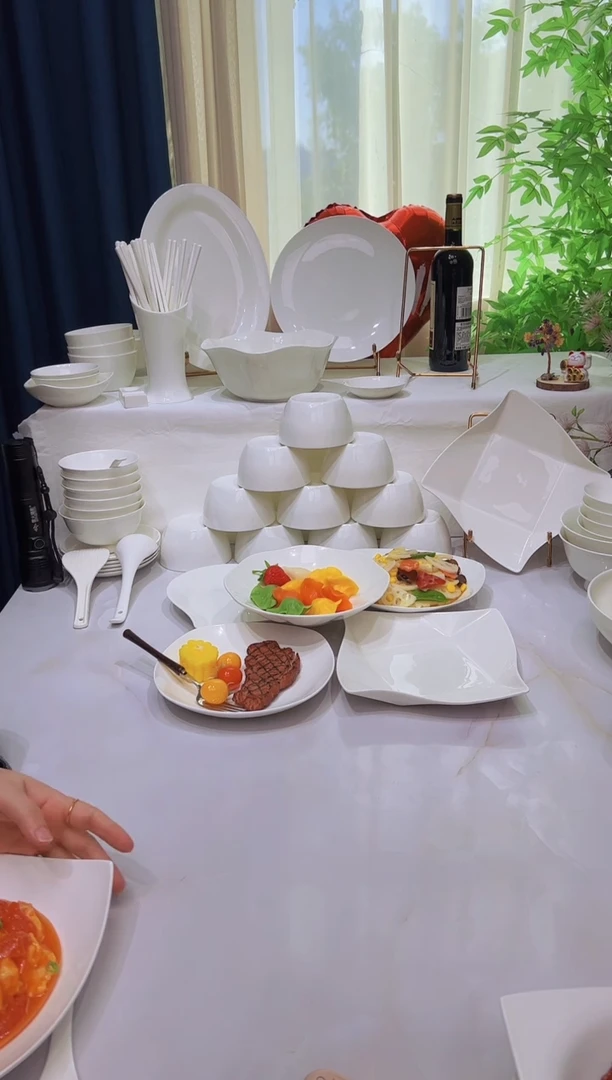 45%以上骨粉骨瓷折纸 爱心 花朵 四方汤盘 三角