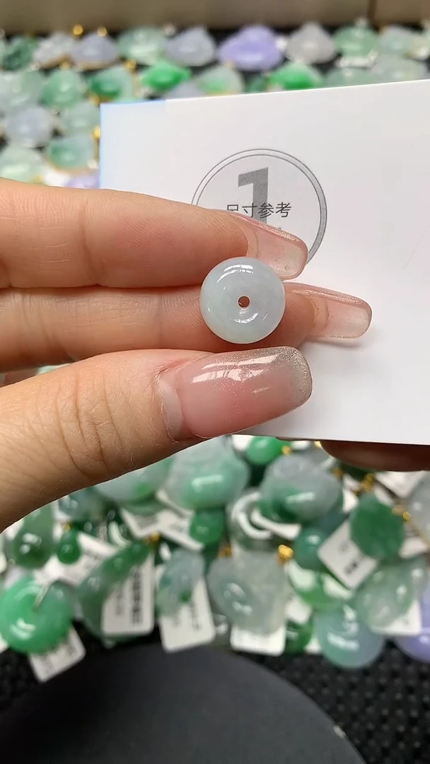 颈饰未镶嵌翡翠a货百元以下同包裹多件发出的只收取一单运费