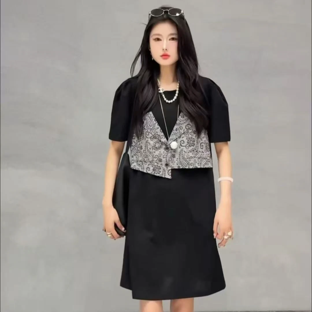 825 U 韩版女新款夏款时尚洋气百搭休闲纯色连衣裙