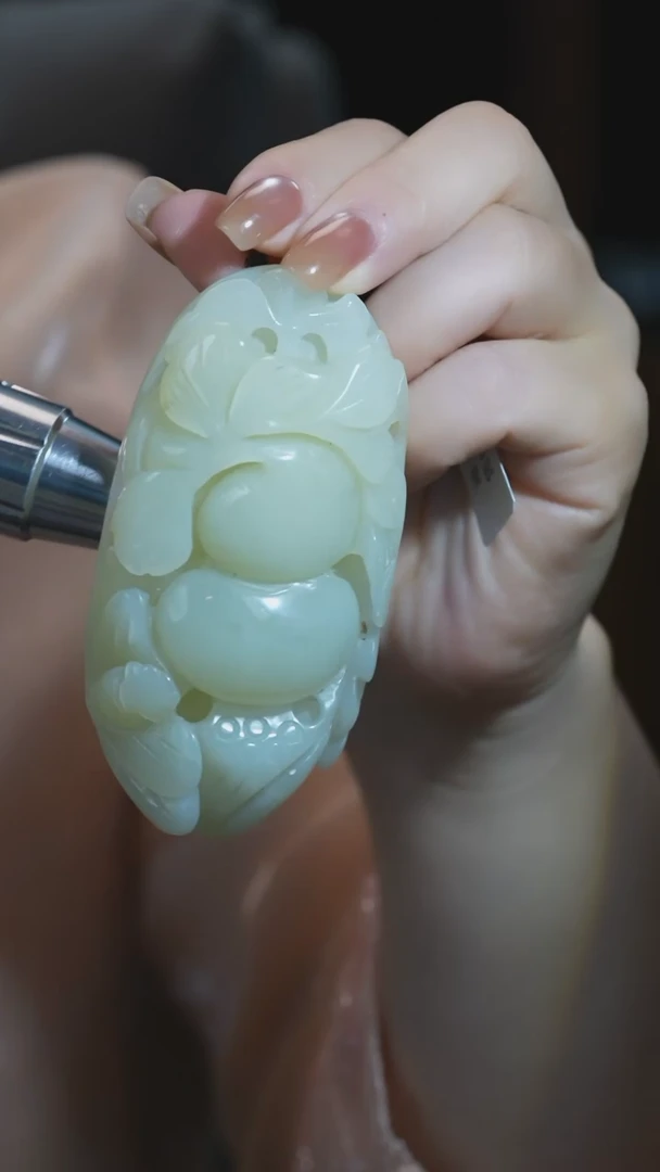 未镶嵌岫玉手把葫芦