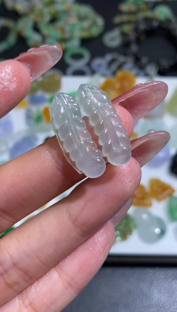 未镶嵌定制翡翠翡翠毛货~