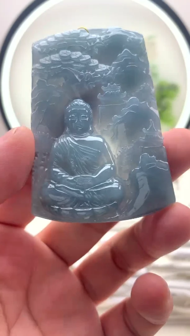颈饰未镶嵌翡翠大日如来