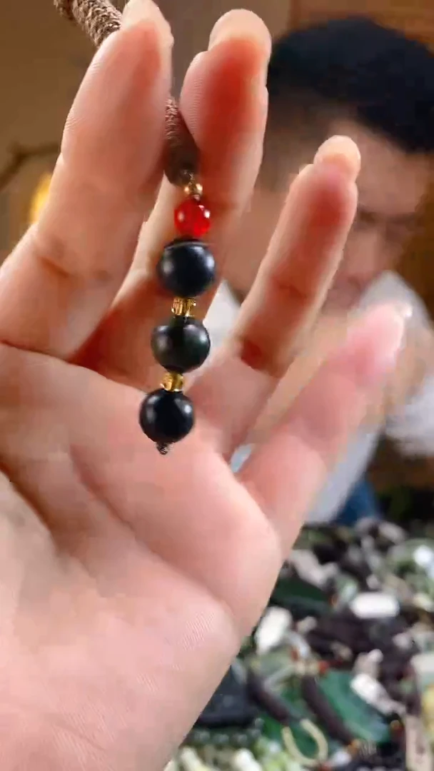 和田玉未镶嵌颈饰多样性发货，拍一发一