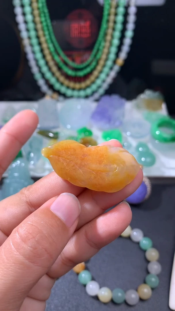 未镶嵌定制翡翠