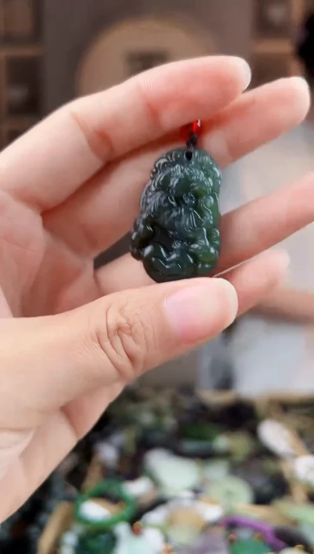 颈饰未镶嵌和田玉拍一发一，多样性发货