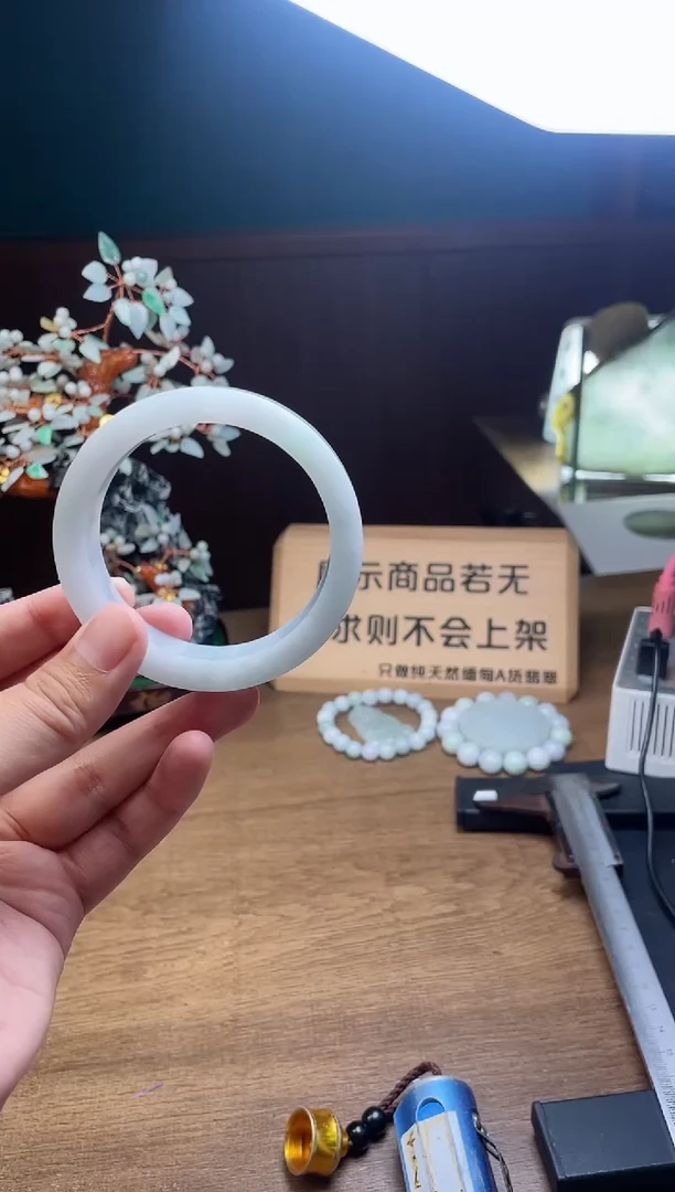 【闪购商品】定制翡翠手镯未镶嵌 定制