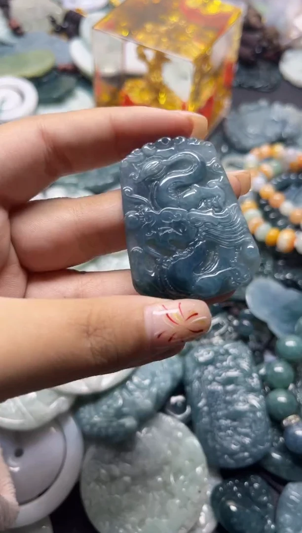 【闪购商品】翡翠颈饰未镶嵌翡翠