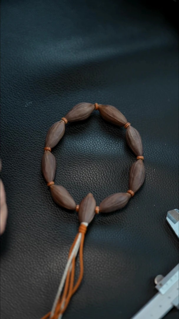 手串/手链橄榄核1.3原皮紫皮四花