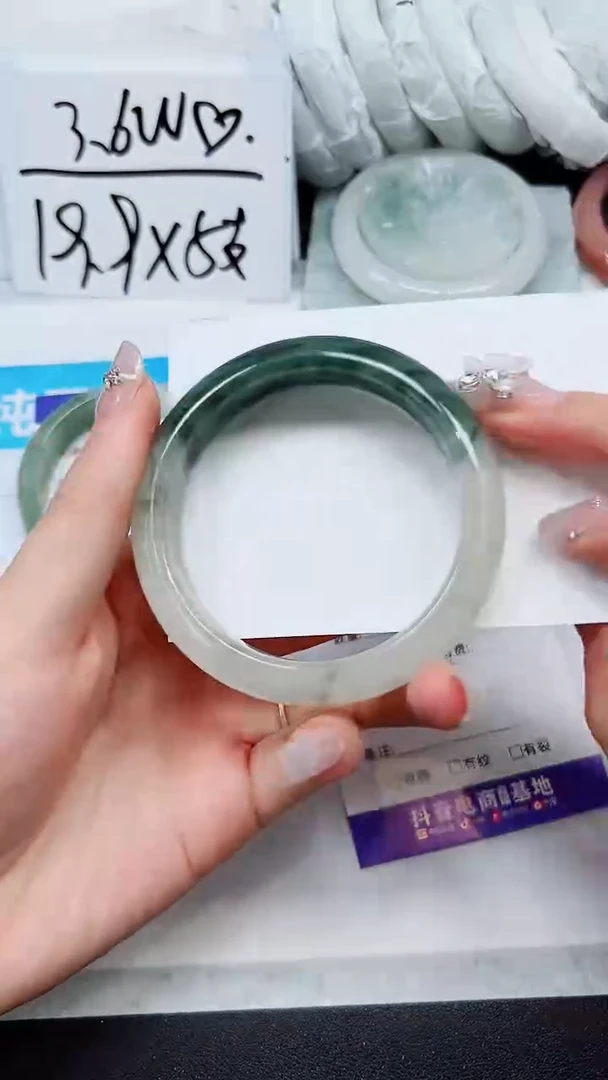 【闪购商品】石英质玉手镯未镶嵌A359-55`56`
