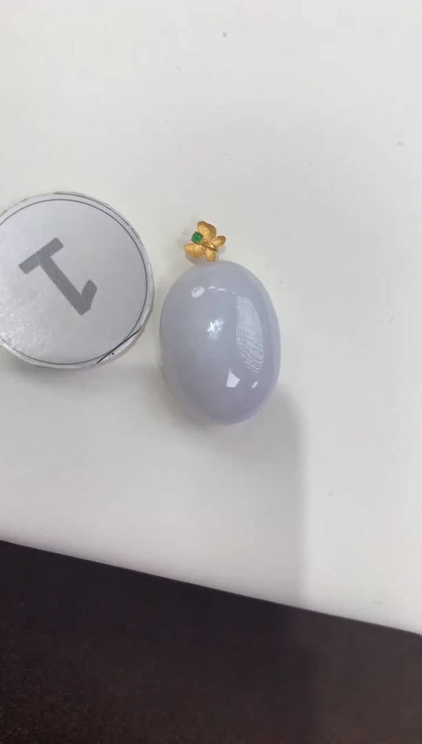 颈饰18K金镶嵌翡翠天然缅甸a货翡翠