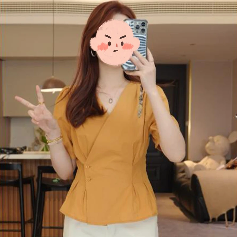 大码微胖法式设计感V领压褶短袖女衬衫2025夏季新款气质洋气上衣