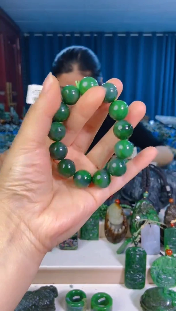 和田玉未镶嵌挂件1