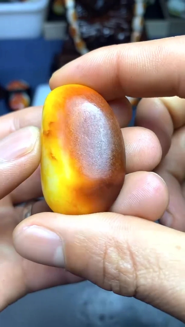 和田玉未镶嵌把件和田玉