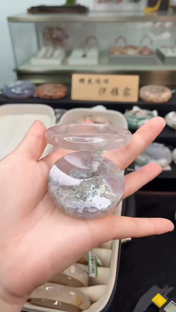 未镶嵌手镯石英质玉56圈口（赠品镯心）3668007