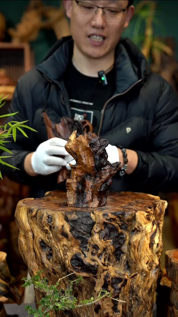 木墨**衫雷击枣木半壁江山