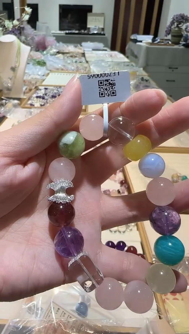 水晶手串未镶嵌手串