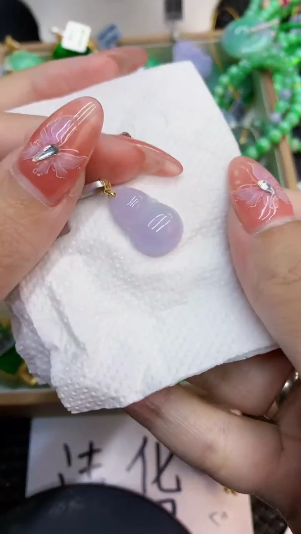 颈饰未镶嵌翡翠1