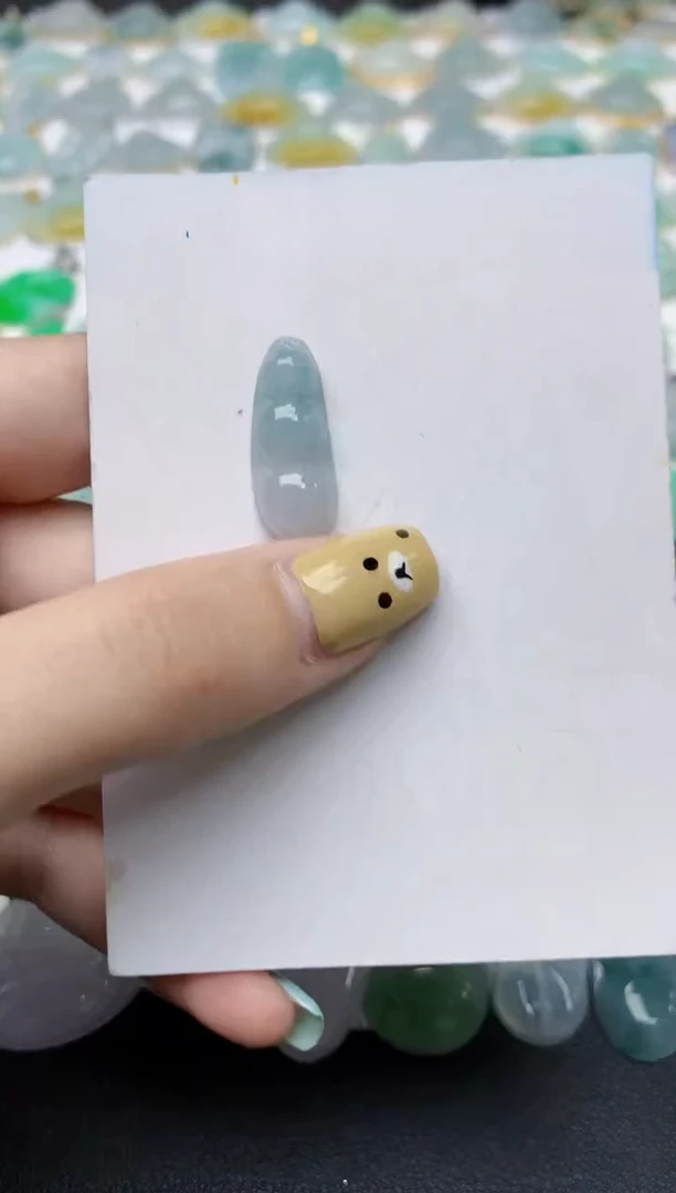 翡翠未镶嵌颈饰天然翡翠A货