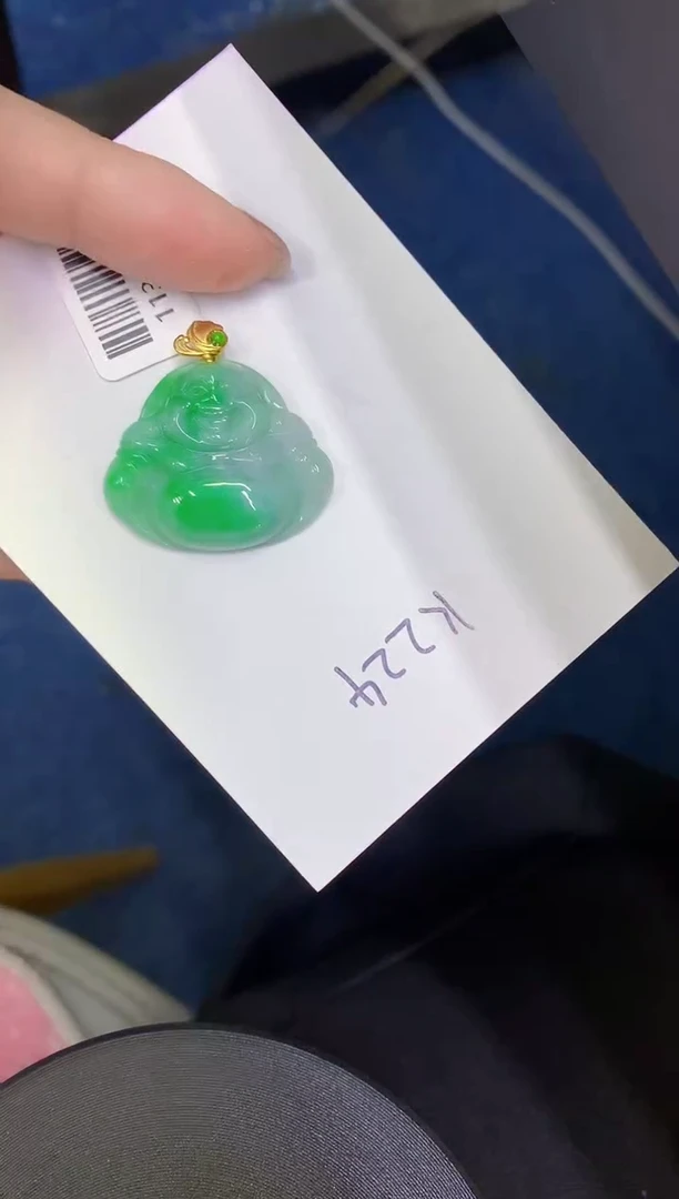 颈饰未镶嵌翡翠缅甸天然翡翠A货