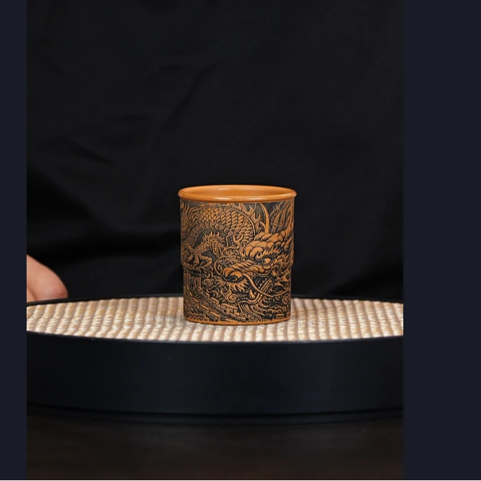 宜兴紫砂主人杯茶杯-段泥-龙凤呈祥