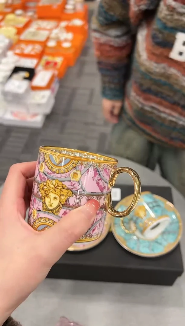 【闪购商品】杯H615--------------